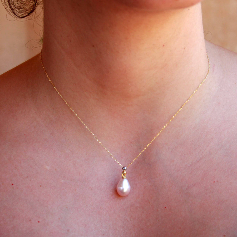 Teardrop Pearl Pendant Necklace - 18K Gold